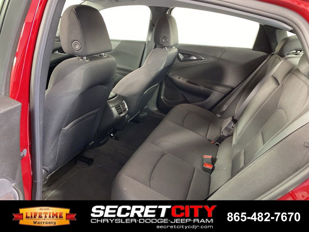 Used 2021 Chevrolet Malibu LT FWD image 19