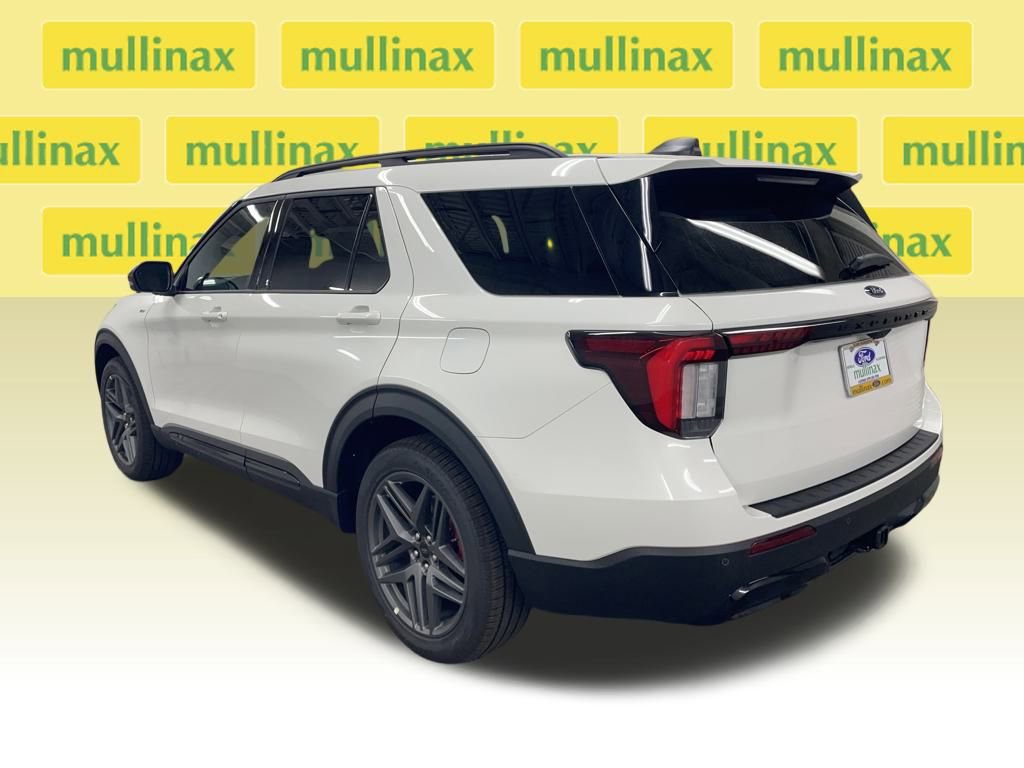 New 2025 Ford Explorer ST-Line w/ Premium Package image 9