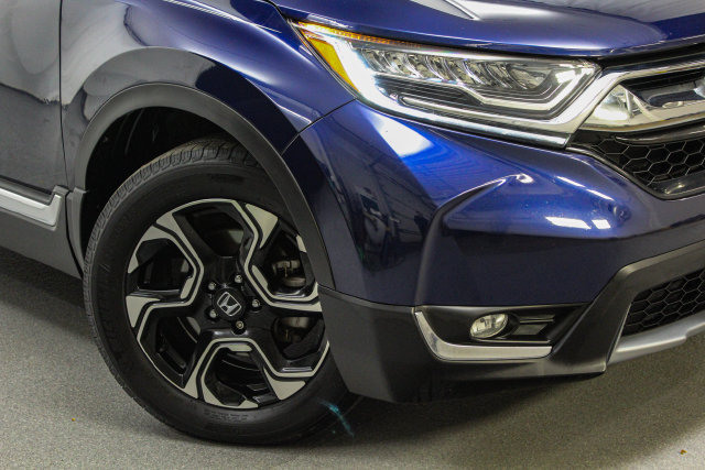 Used 2019 Honda CR-V Touring image 3