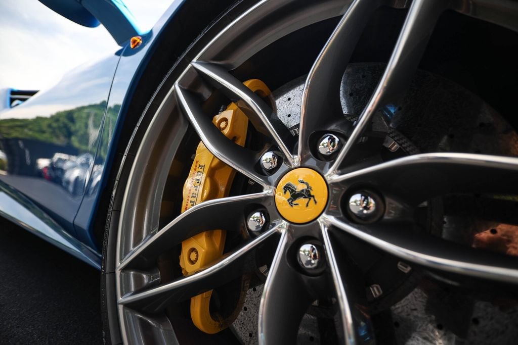 Certified 2018 Ferrari 488 Spider RWD image 16