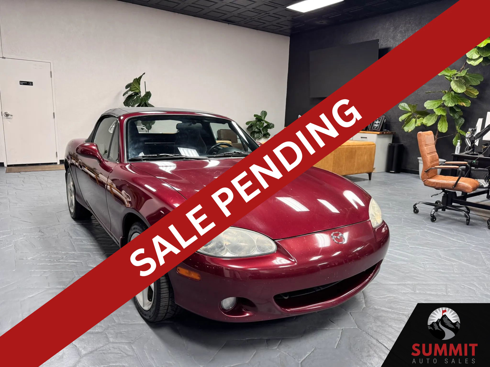 Used 2003 MAZDA MX-5 Miata