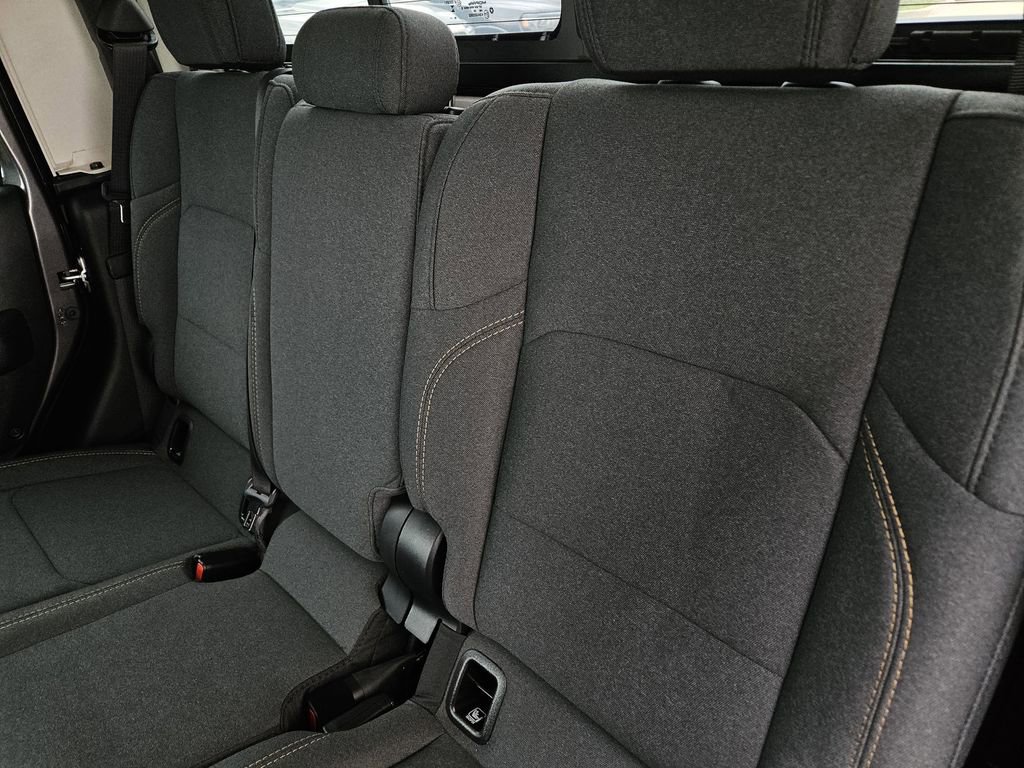 New 2026 Jeep Gladiator Sport image 9