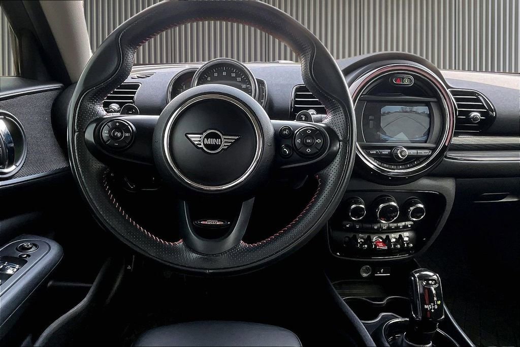Used 2020 MINI Cooper Clubman S image 6