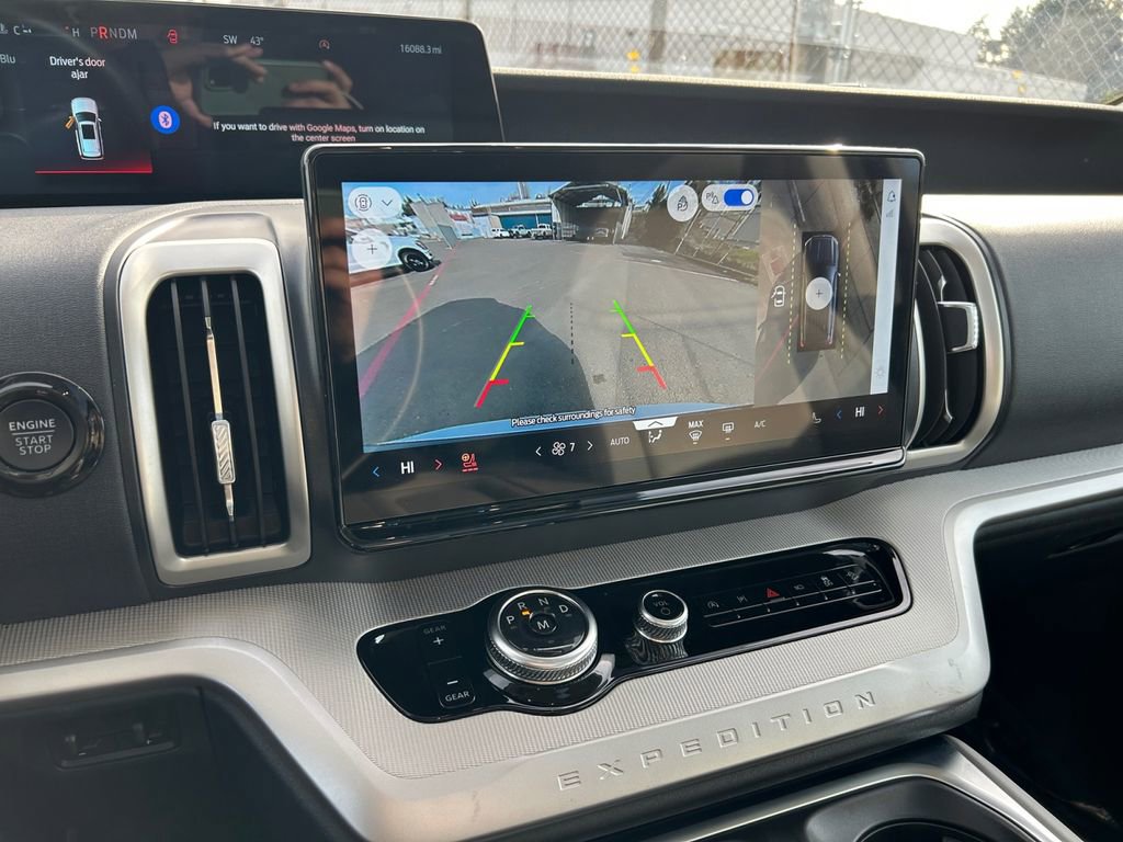 Used 2025 Ford Expedition Max Active image 19