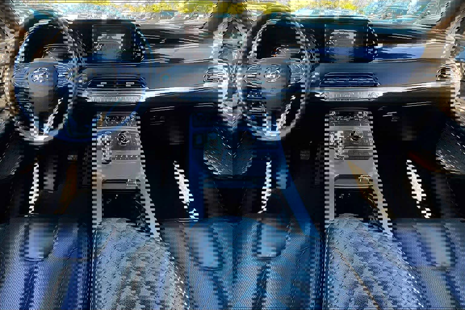 Used 2022 Hyundai Palisade Calligraphy w/ Cargo Package image 18