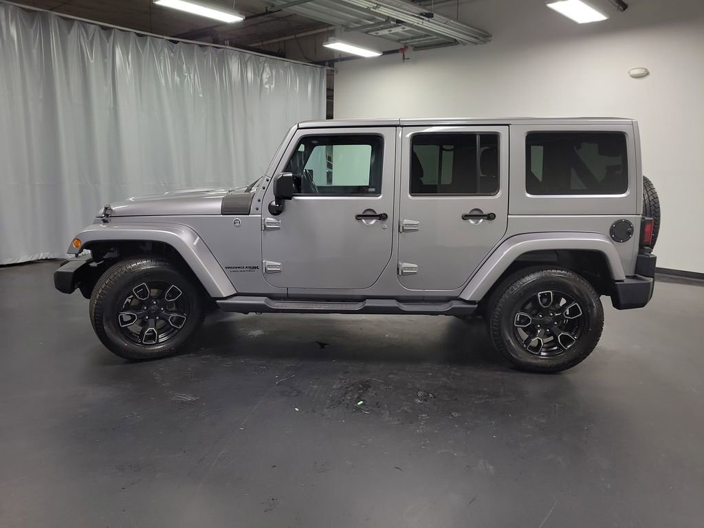 Used 2018 Jeep Wrangler Unlimited Sahara image 6