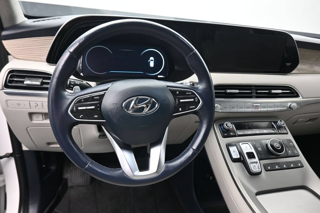 Used 2022 Hyundai Palisade Limited FWD image 15