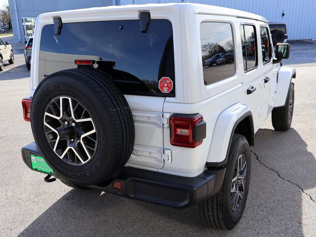 New 2026 Jeep Wrangler Unlimited Sahara w/ Safety Group AWD/4WD image 5