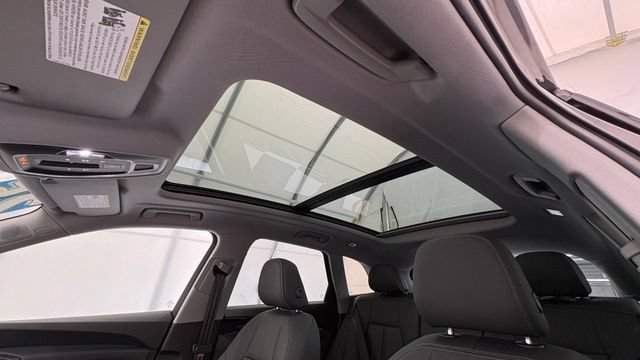 Used 2025 Audi Q5 Premium Plus AWD/4WD image 44