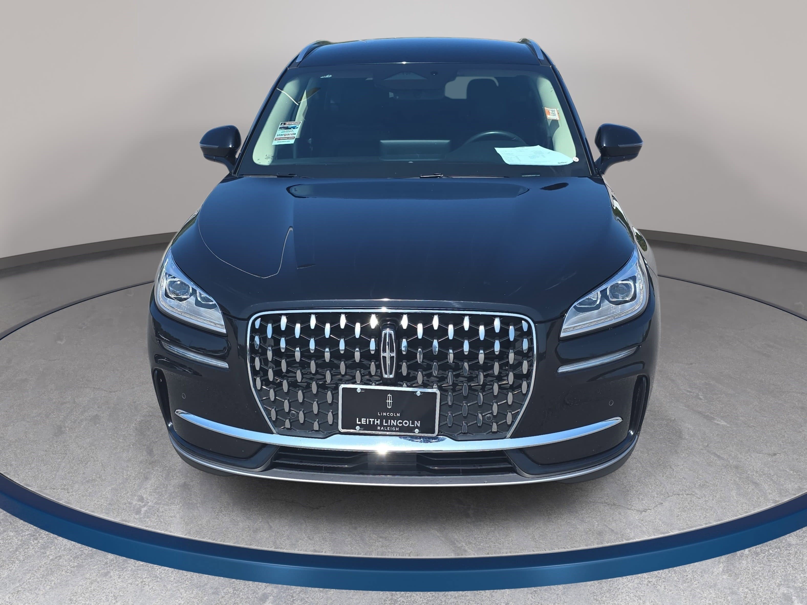 Certified 2024 Lincoln Corsair Reserve w/ Equipment Group 201A image 2