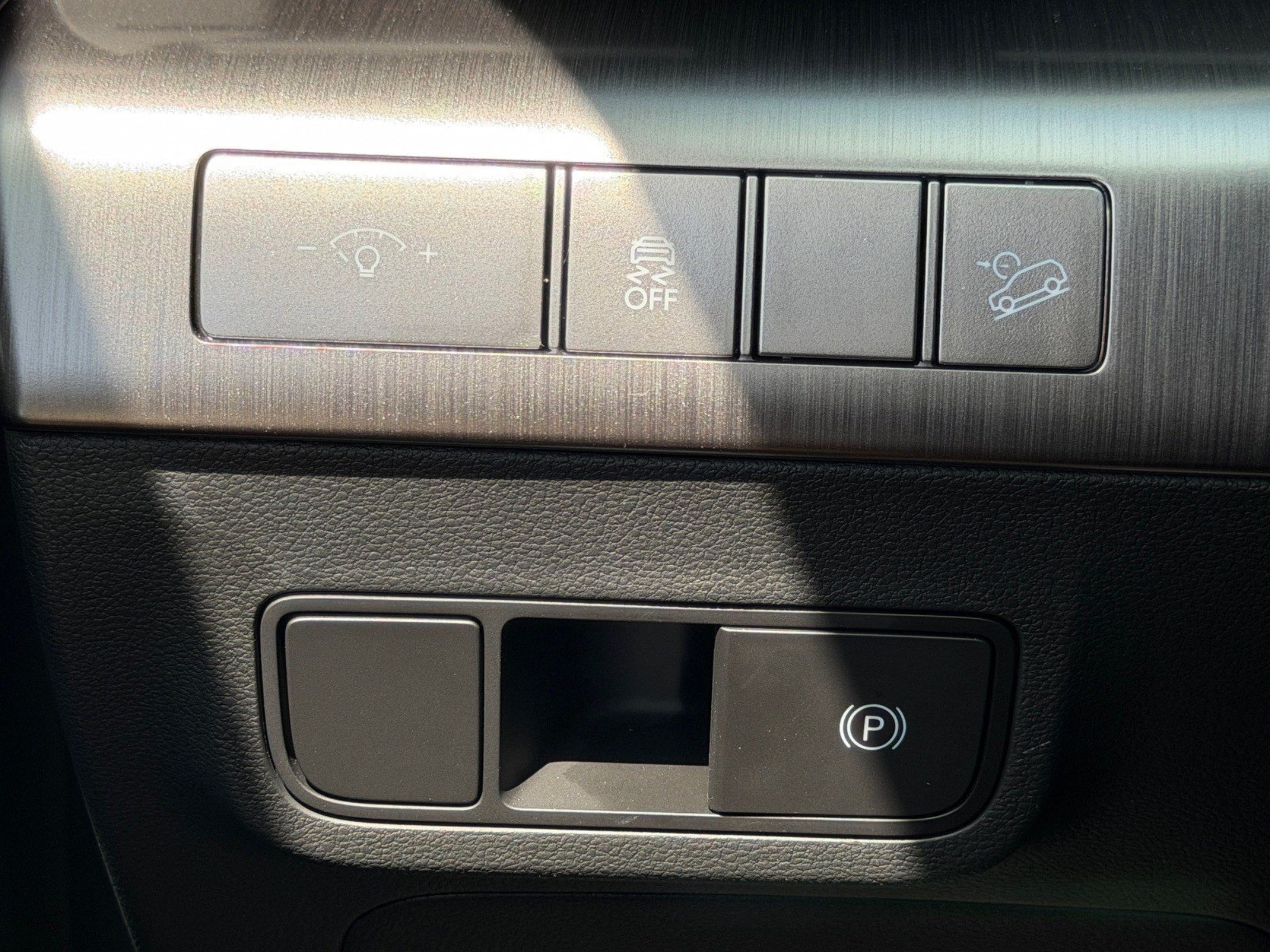 Used 2025 Hyundai Kona SEL FWD image 26
