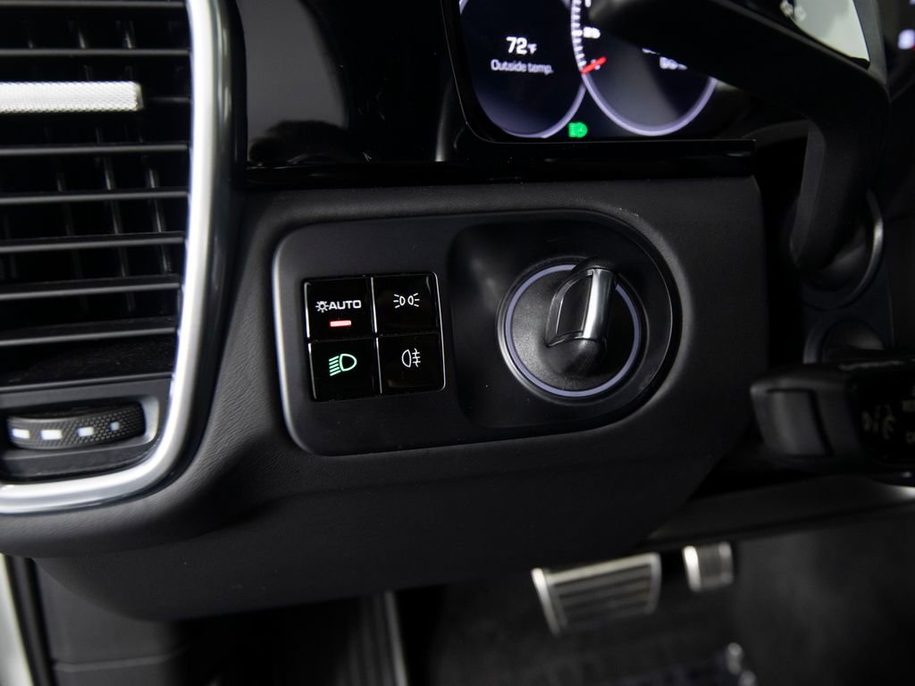 Certified 2021 Porsche Cayenne GTS AWD/4WD image 25