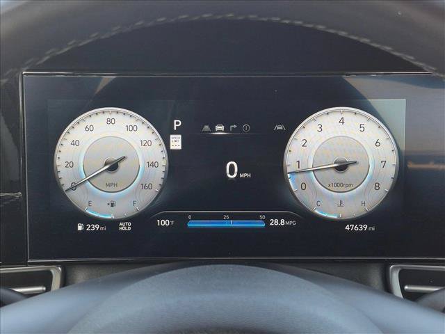 Used 2025 Hyundai Elantra Limited FWD image 11