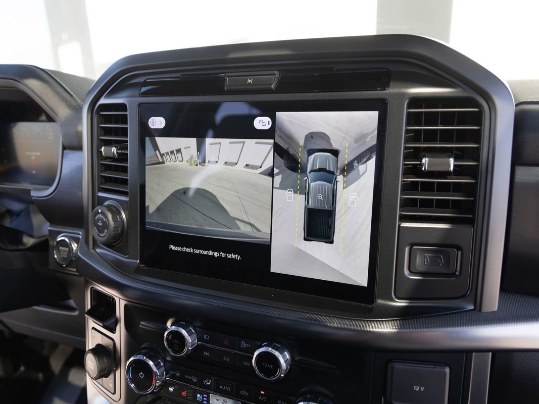 Used 2025 Ford F150 Lariat AWD/4WD image 27
