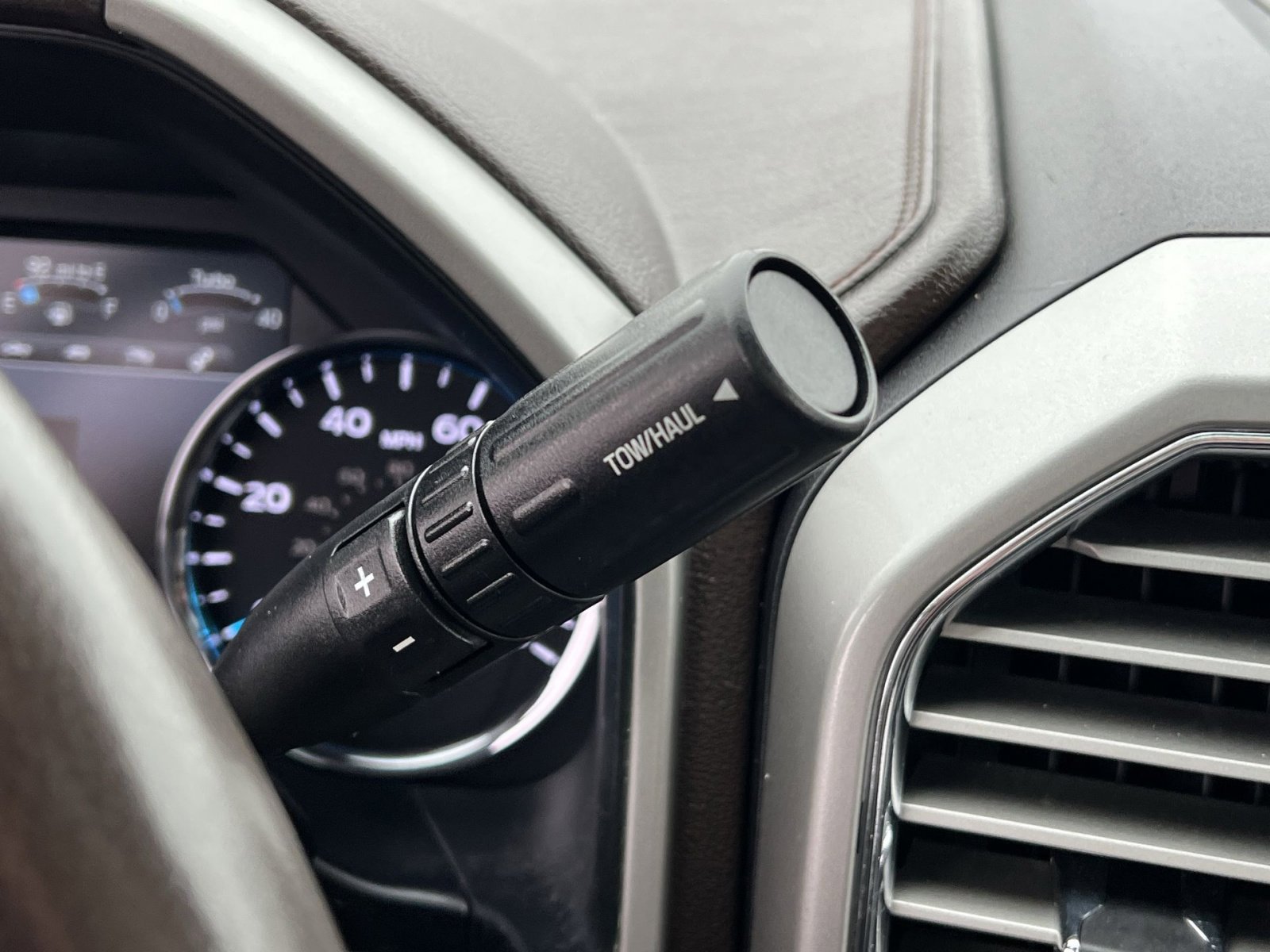 Used 2017 Ford F450 King Ranch w/ King Ranch Ultimate Package image 22