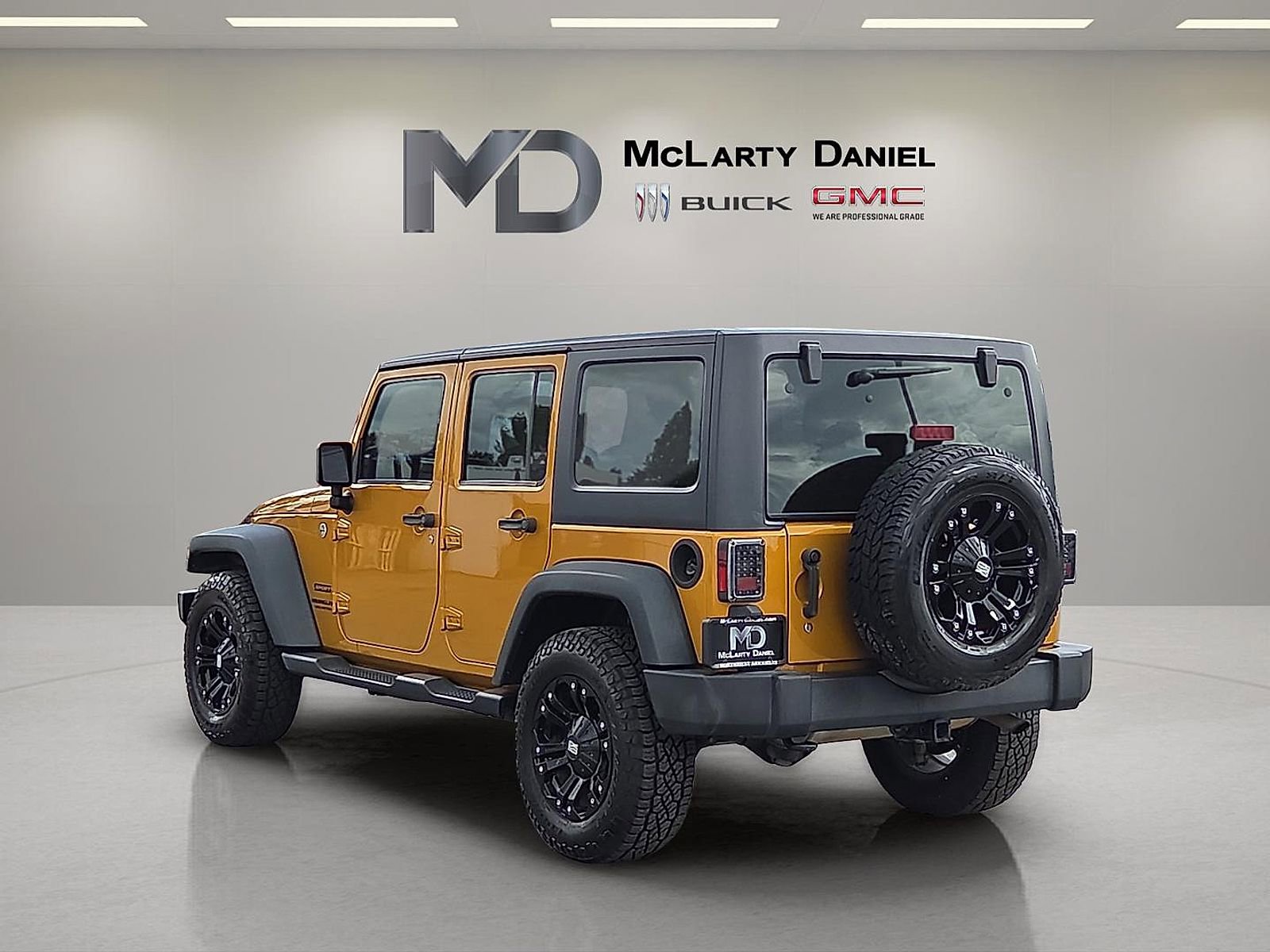 Used 2014 Jeep Wrangler Unlimited Sport w/ Trailer Tow Group AWD/4WD image 4