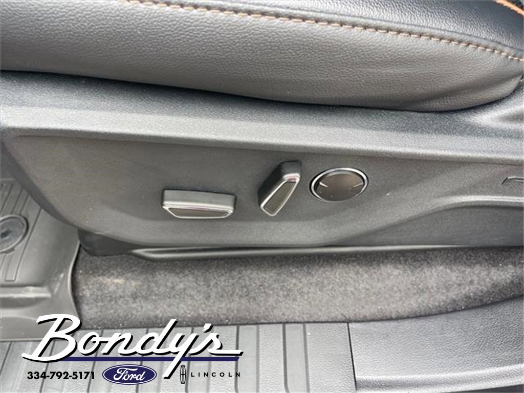 New 2025 Ford F150 Lariat w/ Equipment Group 502A High image 6