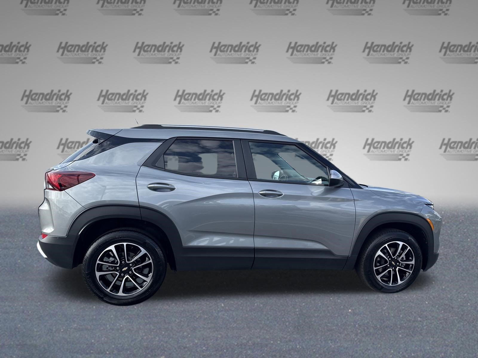 Used 2025 Chevrolet TrailBlazer LT image 11