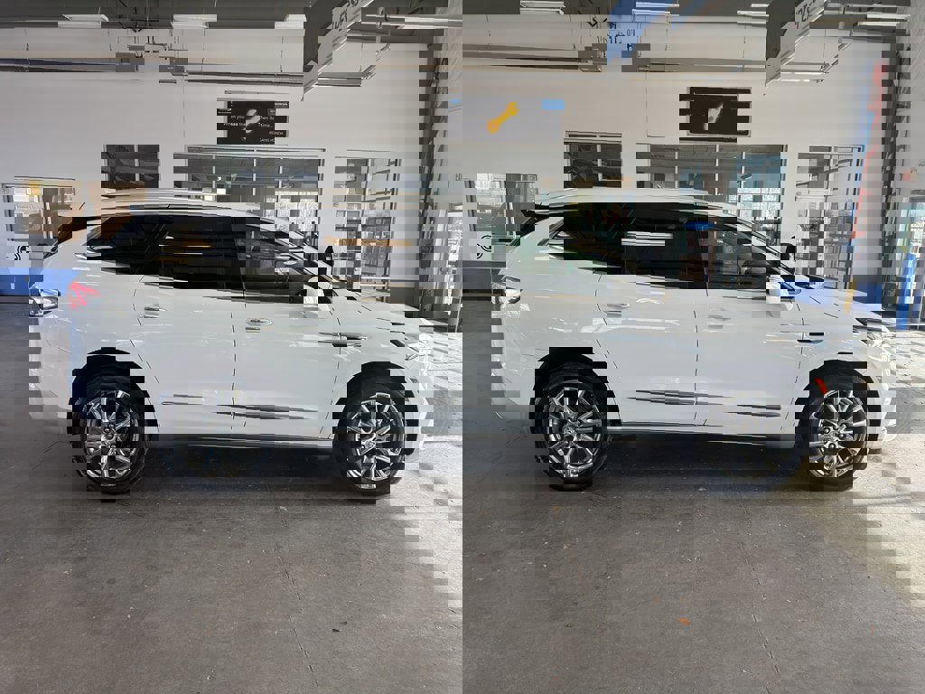 Used 2023 Buick Enclave Premium w/ Experience Buick Package image 6