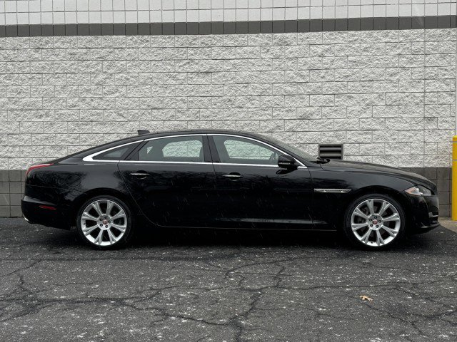 Used 2017 Jaguar XJ L Portfolio image 16