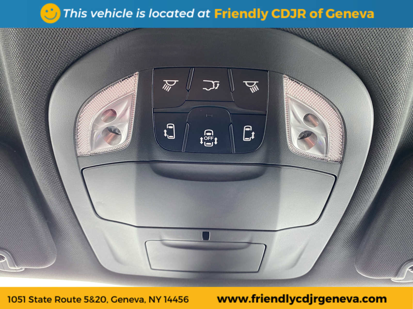 New 2026 Chrysler Pacifica Select image 22