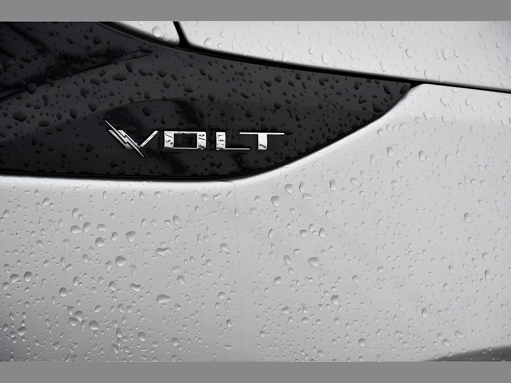 Used 2018 Chevrolet Volt LT w/ LT Driver Confidence Package FWD image 29