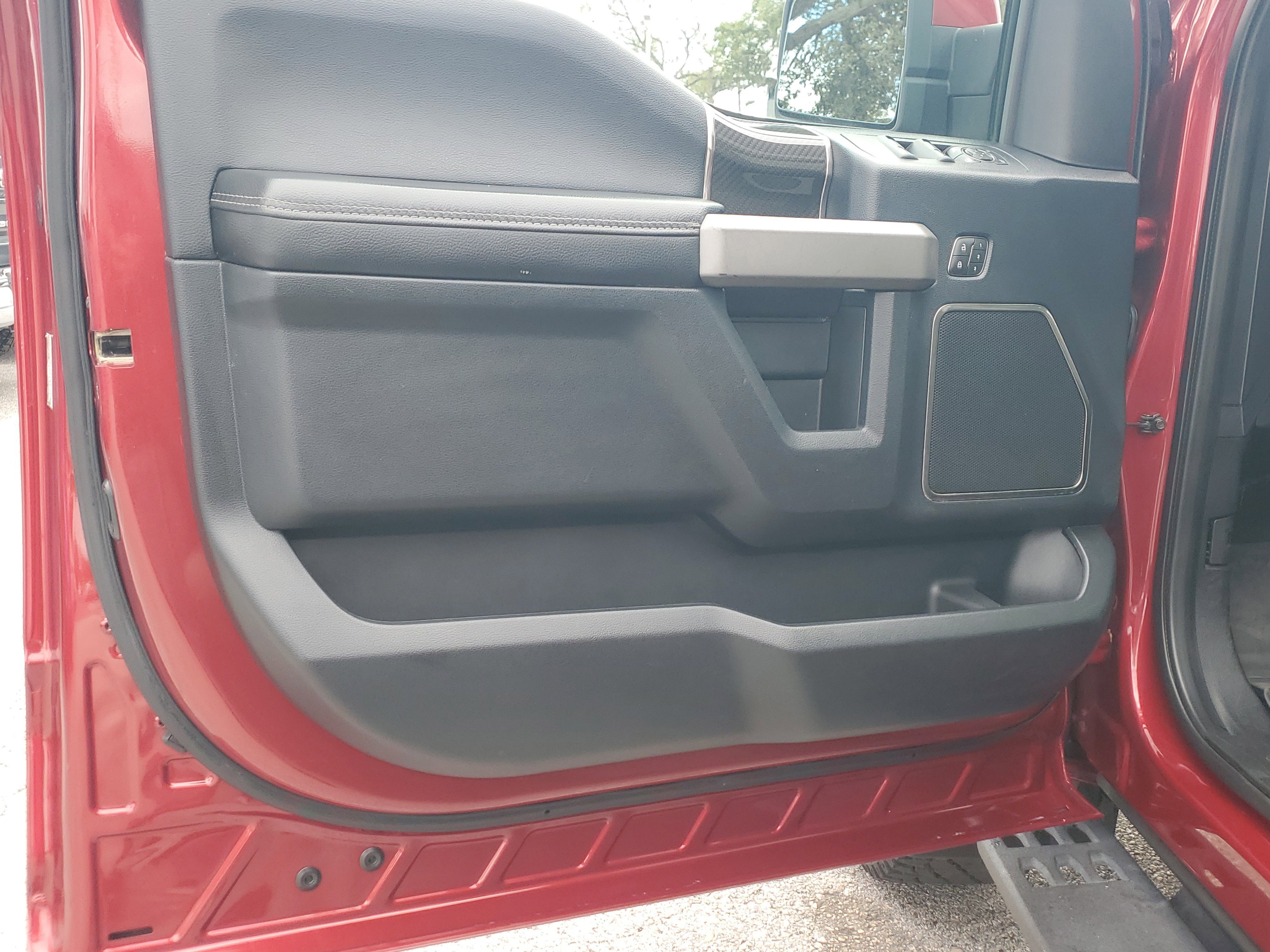 Used 2019 Ford F150 Raptor w/ Equipment Group 802A Luxury image 19