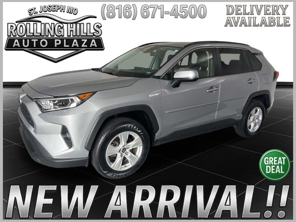 Used 2019 Toyota RAV4 XLE w/ Convenience Package AWD/4WD image 1