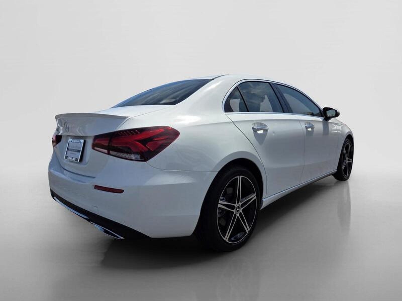 Certified 2022 Mercedes-Benz A 220 image 5