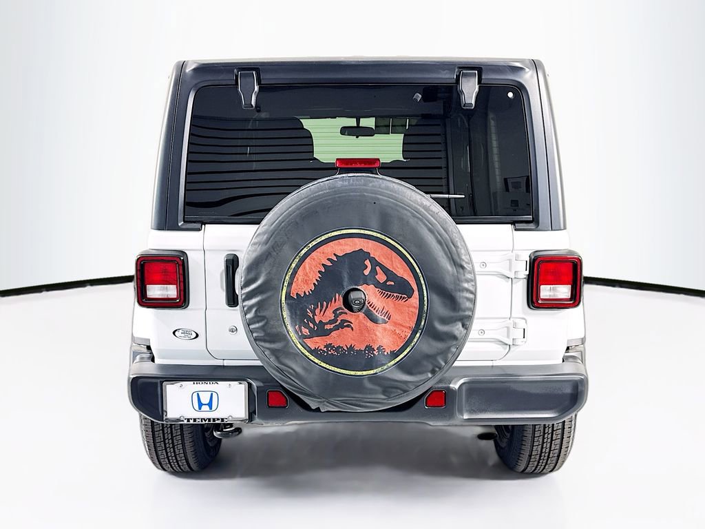 Used 2019 Jeep Wrangler Unlimited Sahara image 6