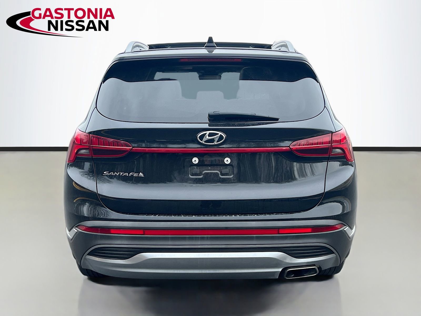 Used 2023 Hyundai Santa Fe SEL w/ Premium Package image 7