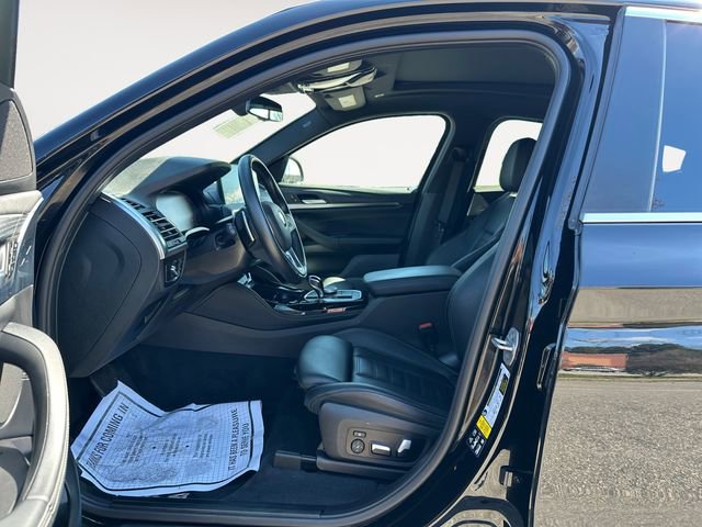 Used 2023 BMW X4 xDrive30i w/ Premium Package image 9