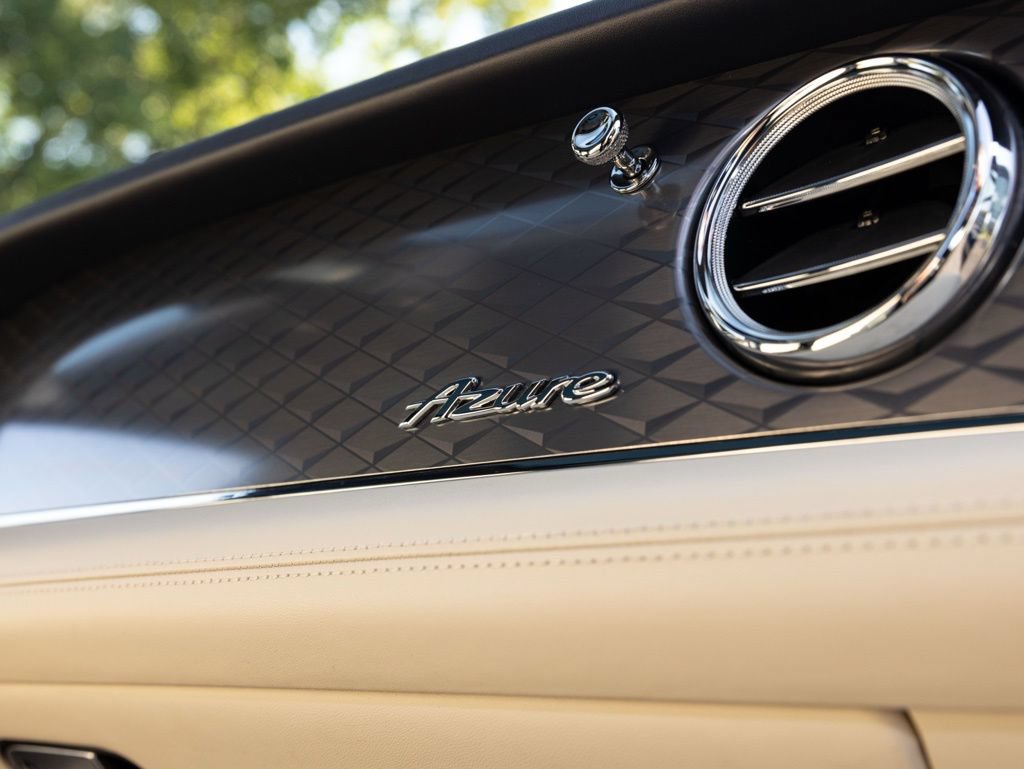 Used 2023 Bentley Bentayga AWD/4WD image 78