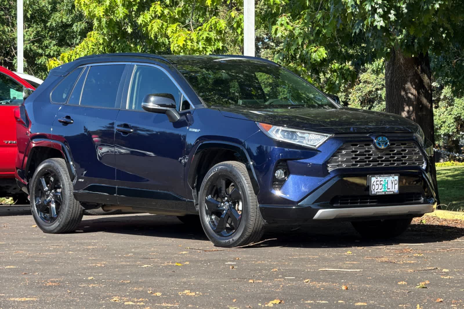 Used 2020 Toyota RAV4 XSE AWD/4WD image 9