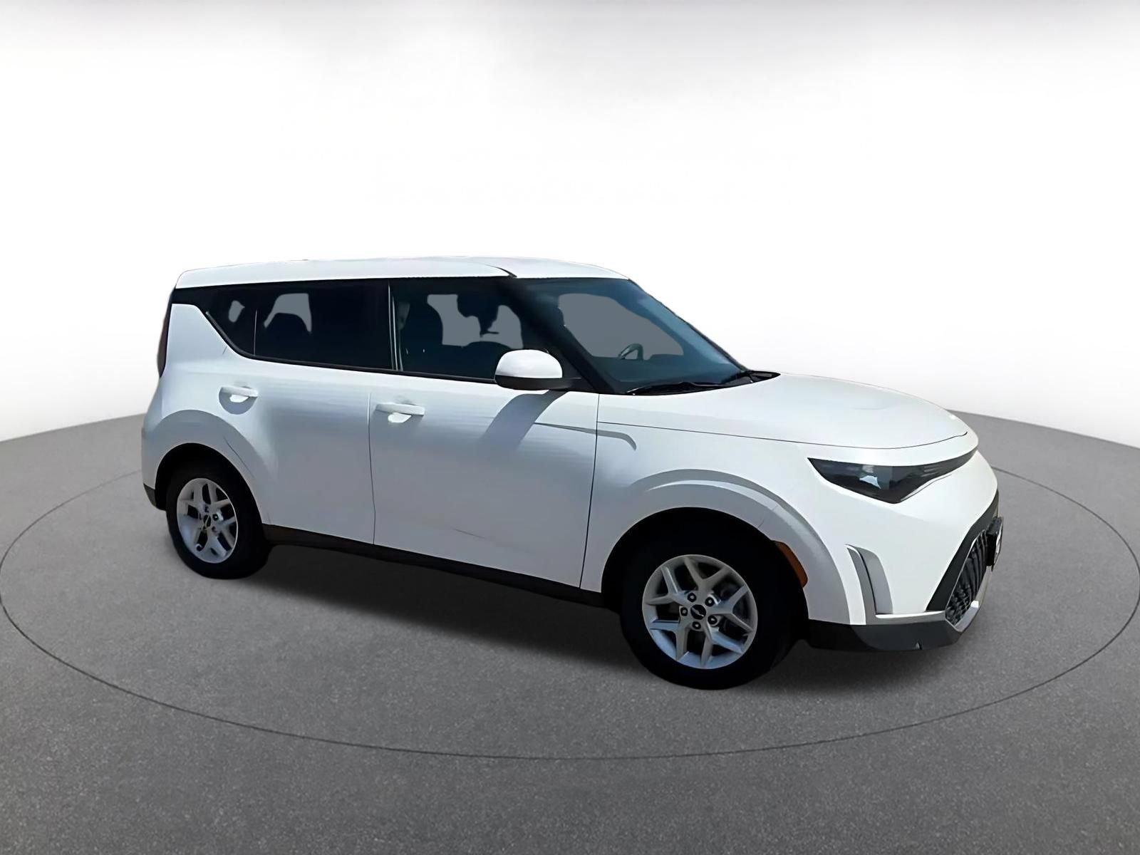Used 2025 Kia Soul LX w/ LX Technology Package FWD video 2