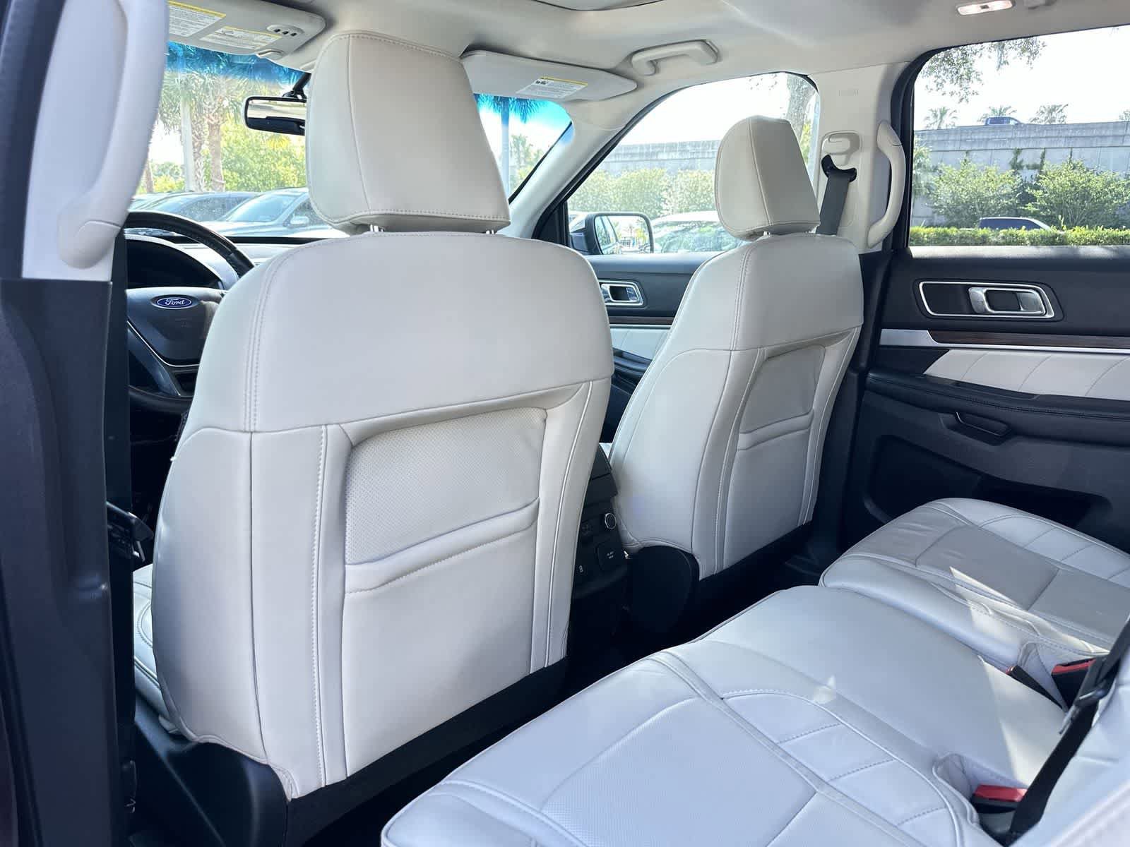 Used 2019 Ford Explorer Limited w/ Limited Luxury Package AWD/4WD image 14