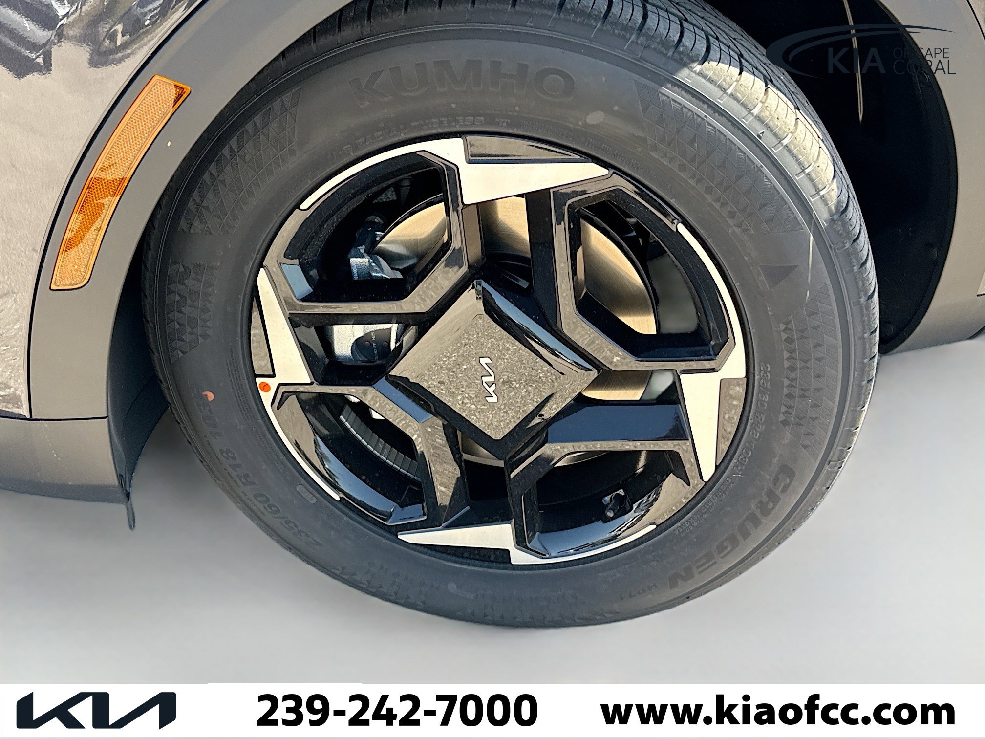 New 2026 Kia Sportage EX image 38