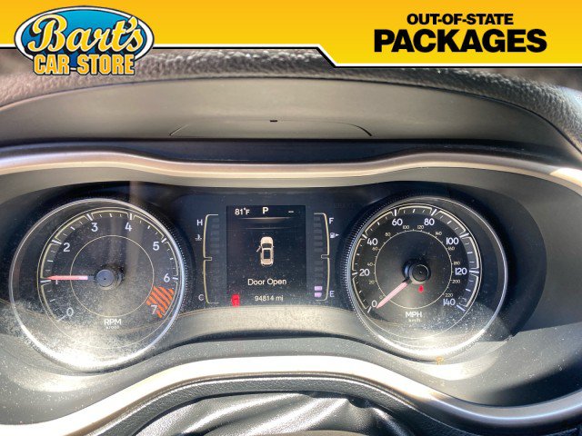 Used 2014 Jeep Cherokee Latitude FWD image 33