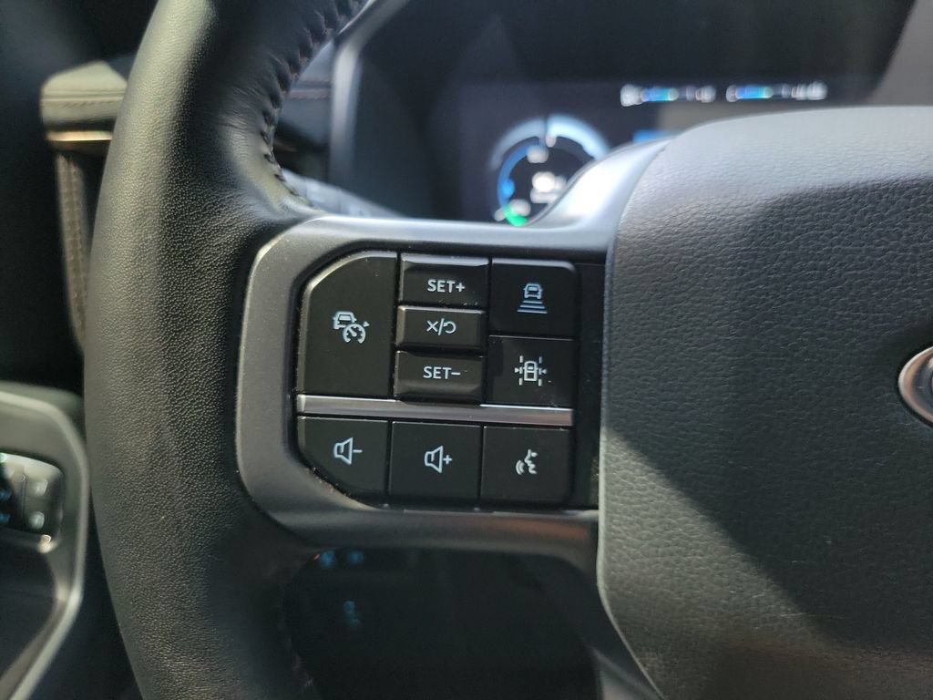 Used 2023 Ford F150 Lightning Lariat AWD/4WD image 22