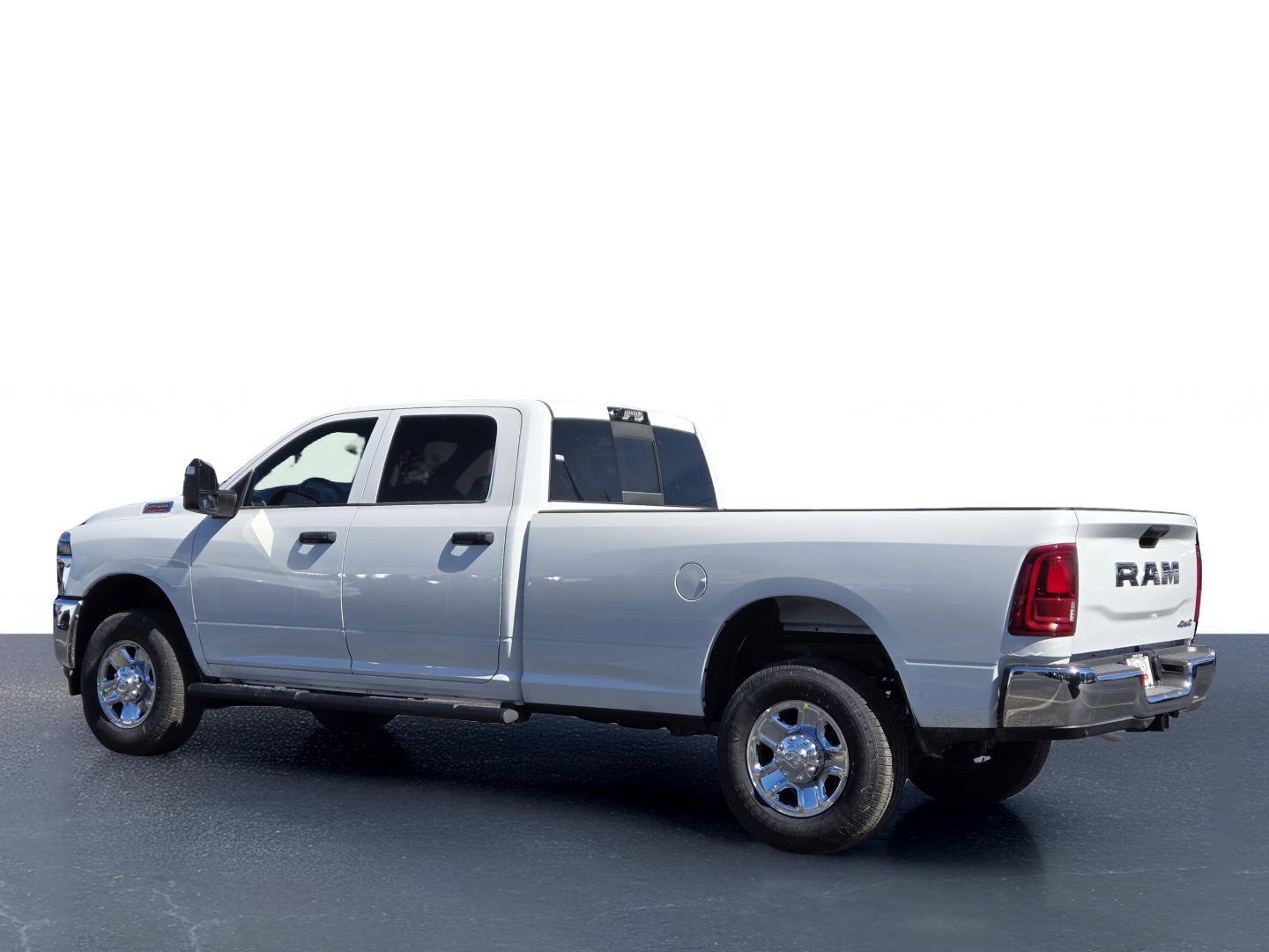 New 2026 RAM 2500 Tradesman AWD/4WD image 12