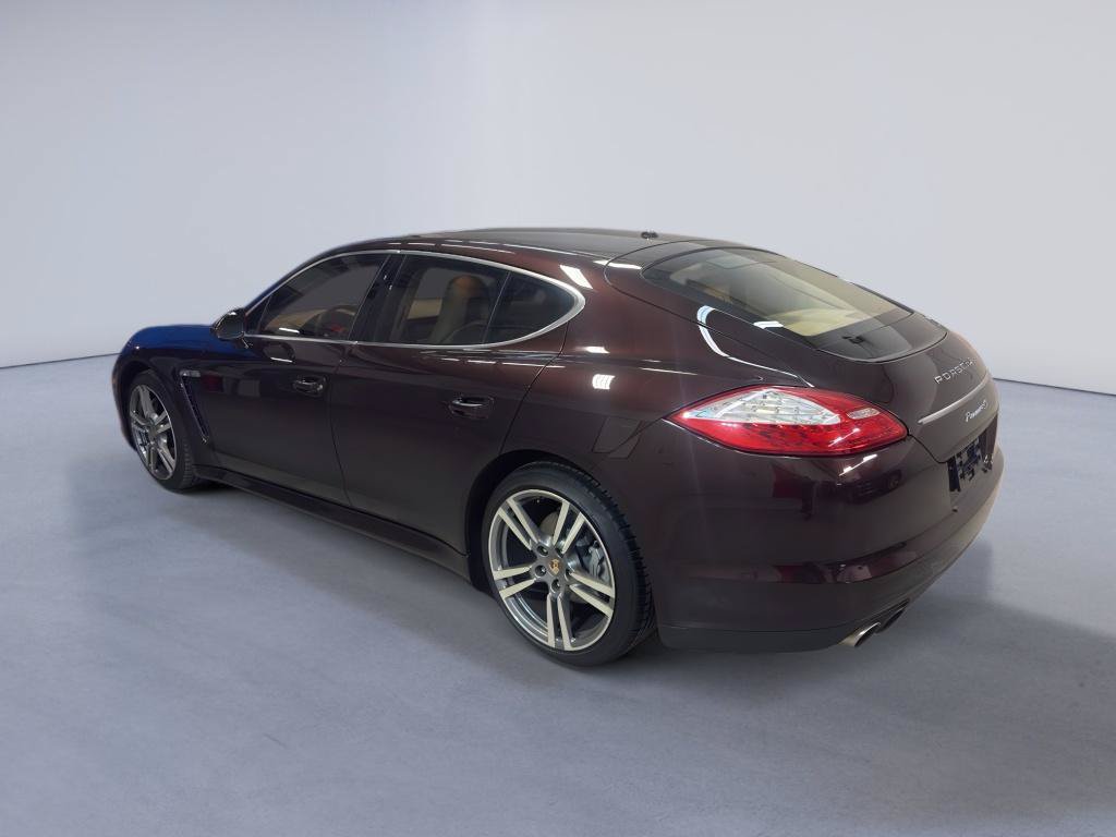 Used 2010 Porsche Panamera S RWD image 5