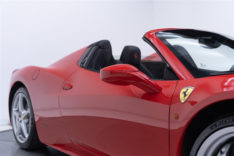 Used 2012 Ferrari 458 Spider RWD image 24
