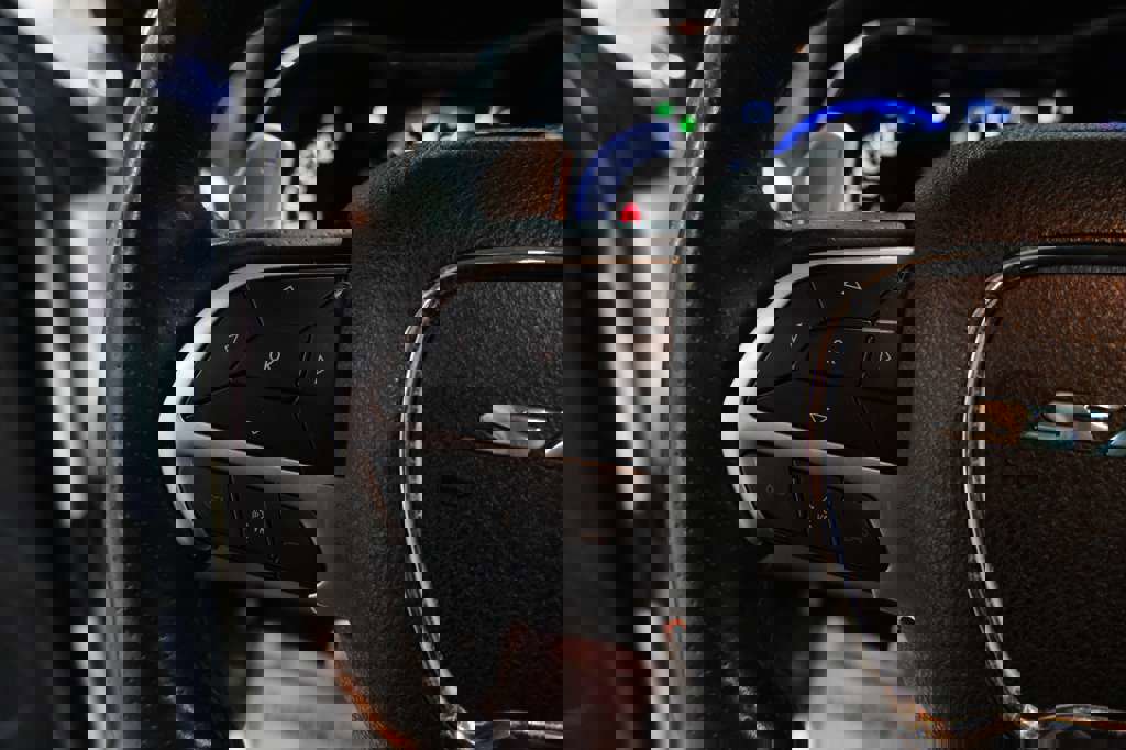 Used 2018 Jeep Grand Cherokee SRT w/ Trailer Tow Group IV image 38