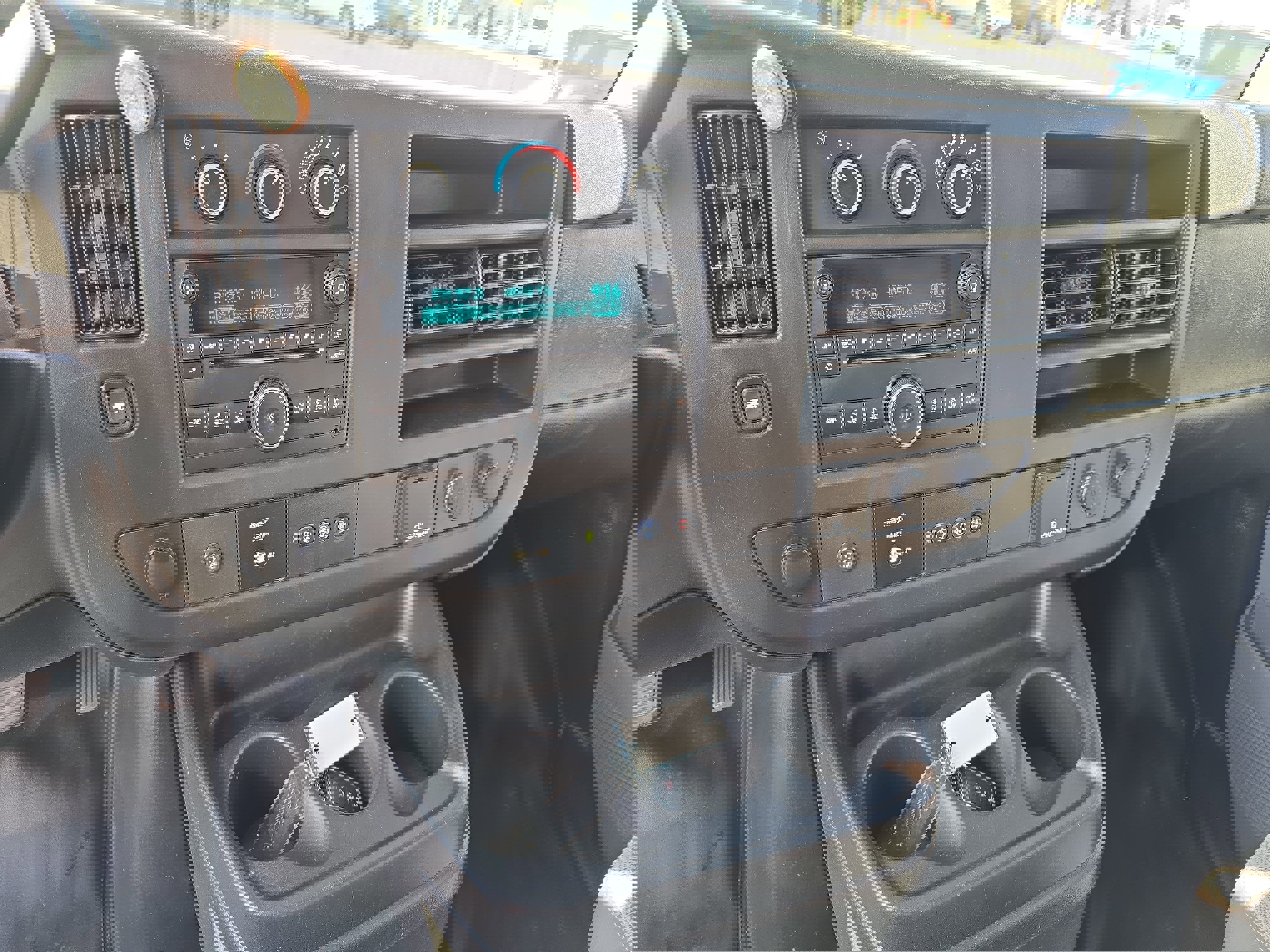 Used 2018 Chevrolet Express 3500 w/ Power Convenience Package image 24