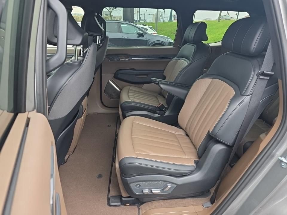 Certified 2024 Kia EV9 GT-Line image 16