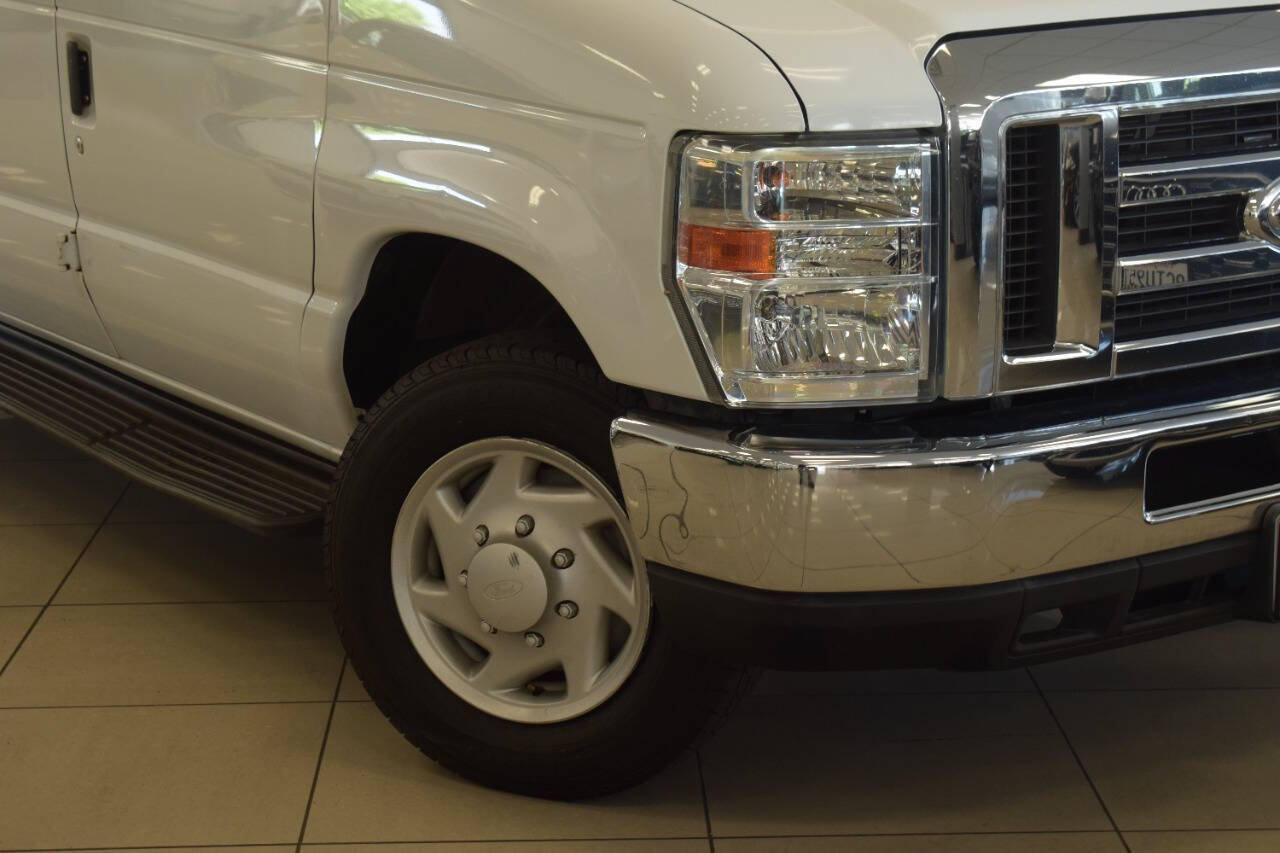 Used 2014 Ford E-350 and Econoline 350 XLT RWD image 6