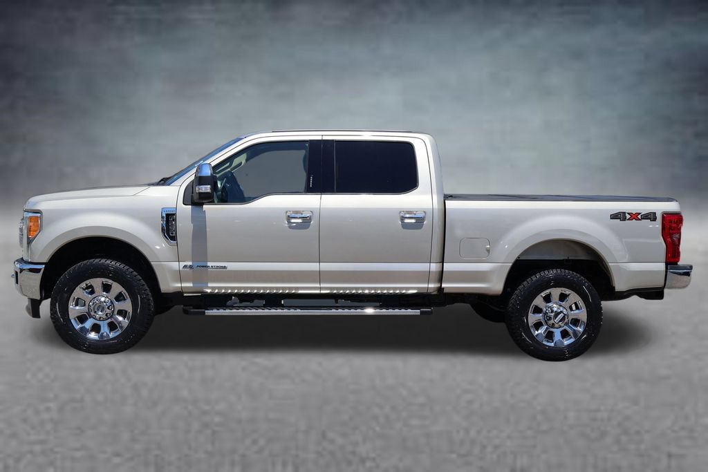 Used 2017 Ford F250 Lariat AWD/4WD image 4