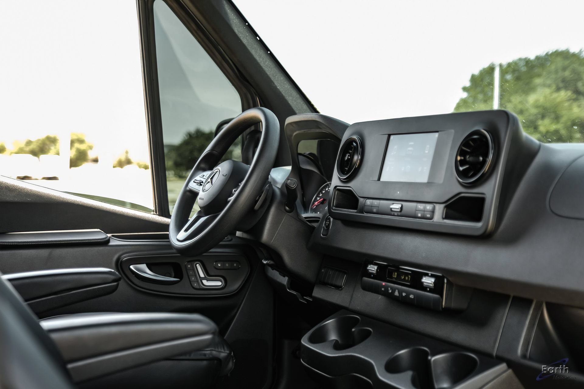 Used 2022 Mercedes-Benz Sprinter 2500 image 43