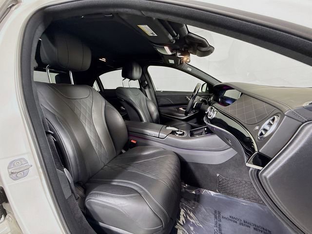 Used 2020 Mercedes-Benz S 560 Sedan image 30