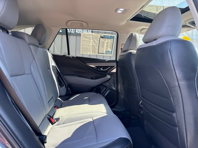 Used 2023 Subaru Outback Limited AWD/4WD image 15